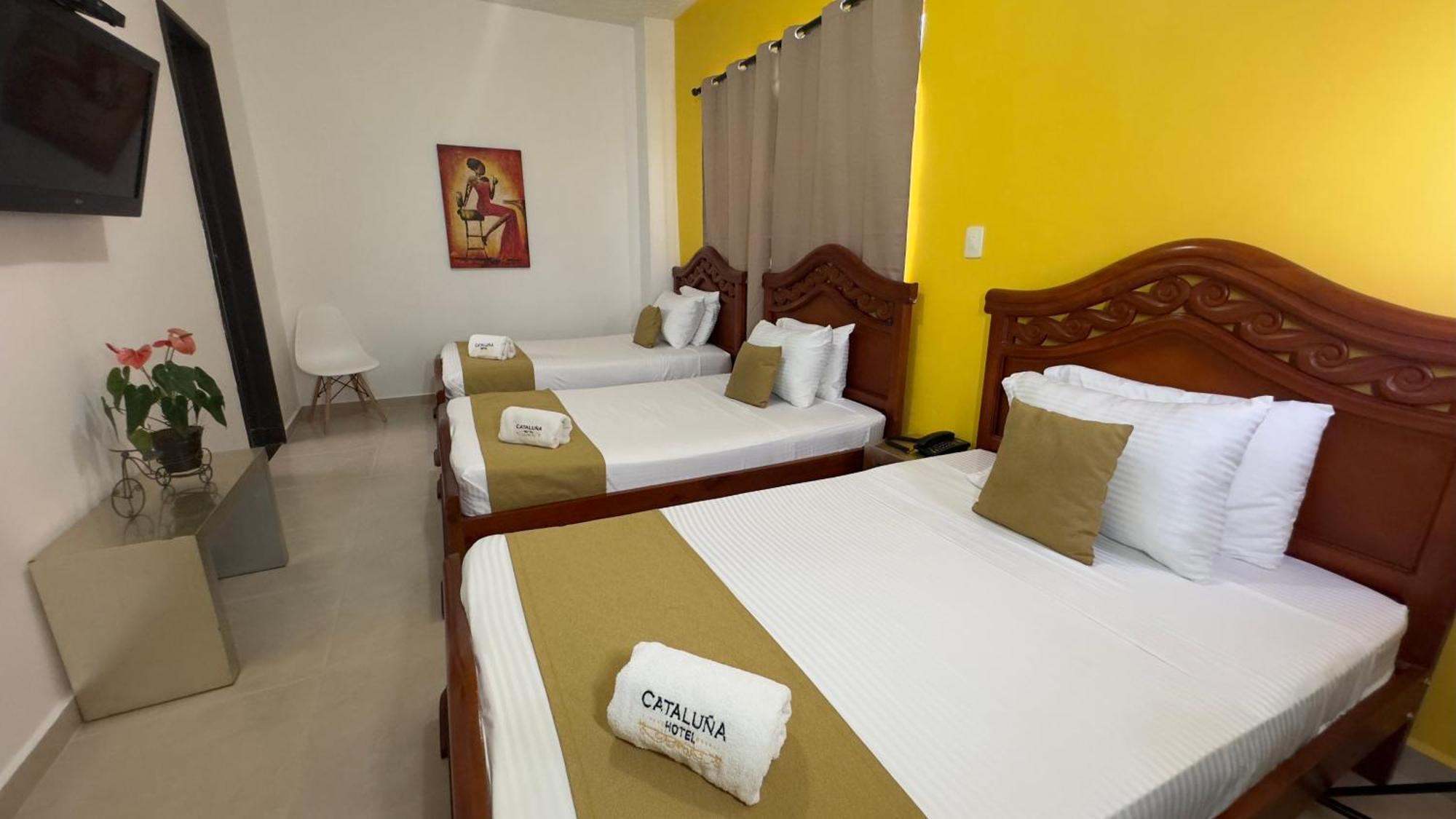 Hotel Cataluna - Soluciones Hoteleras Pereira Luaran gambar